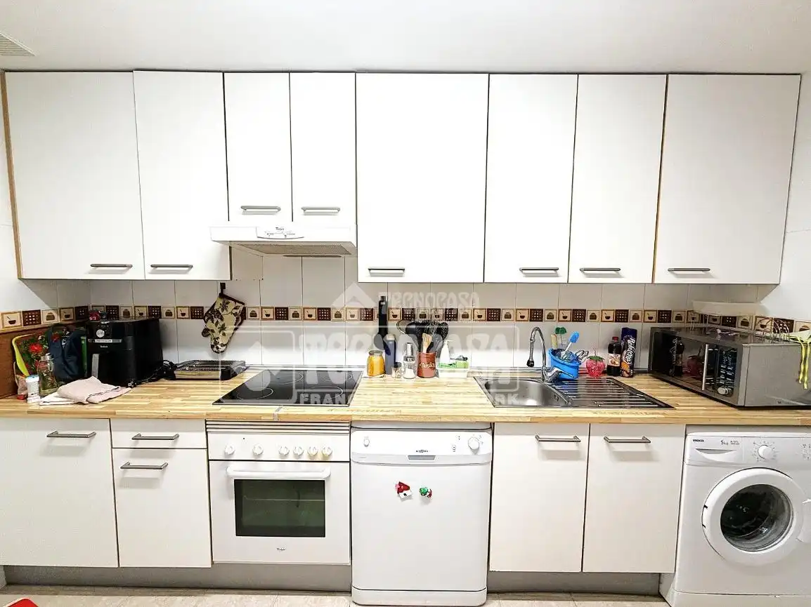 Kitchen of Flat for sale in Arcas del Villar