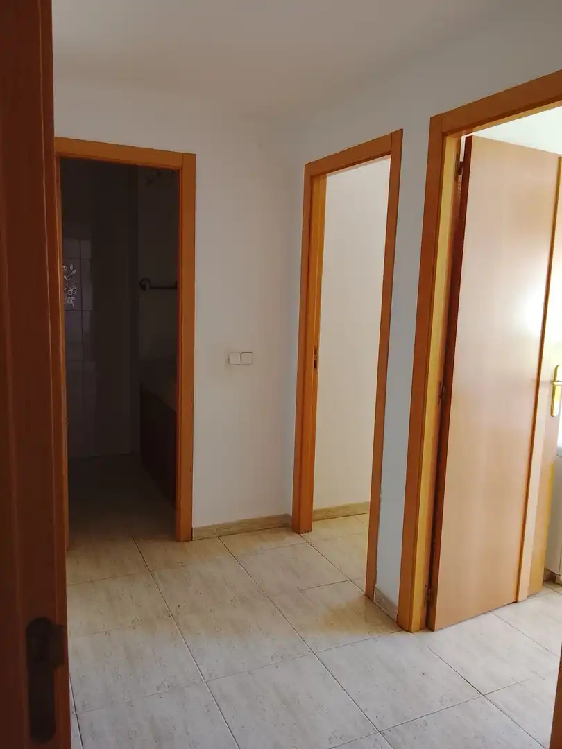 Wohnung zum Verkauf in Madrigal de la Vera mit Klimaanlage, Heizung und Möbliert