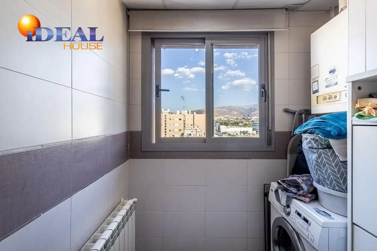 Penthouse mit Pool zum Verkauf in Avenida DE LA ILUSTRACION, imagen 14