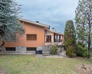 Vista exterior de Casa o xalet en venda en Sant Hipòlit de Voltregà amb Aire condicionat, Calefacció i Jardí privat