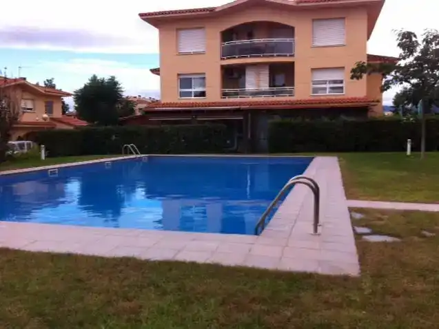 Piscina de Casa o xalet en venda en Vinyols i els Arcs