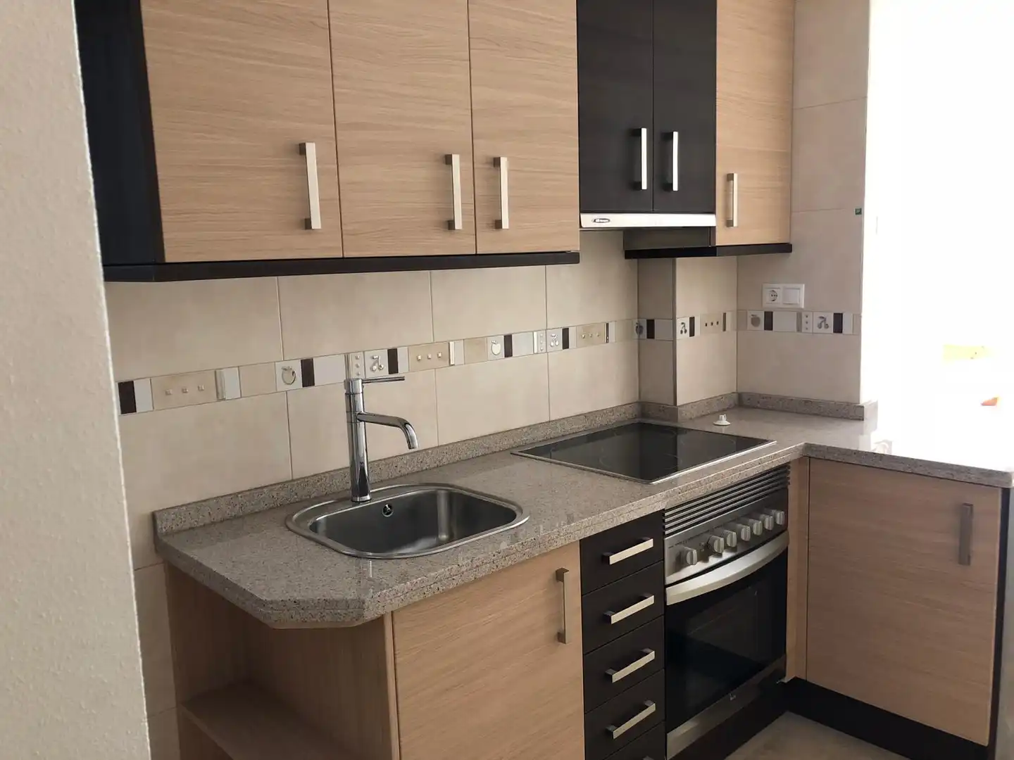 Kitchen of Flat for sale in Alicante / Alacant  with Air Conditioner, Furnished and Balcony