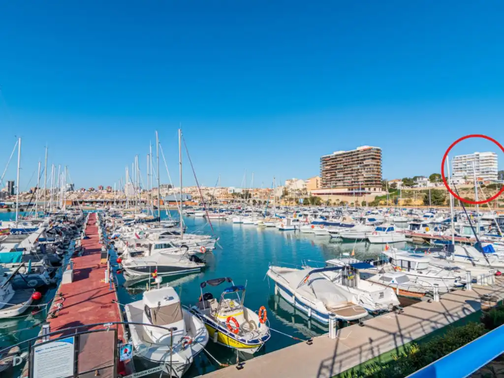 Apartments for sale in Calle Azorin 10 escalera 1 planta 06 puerta a, Campello Playa