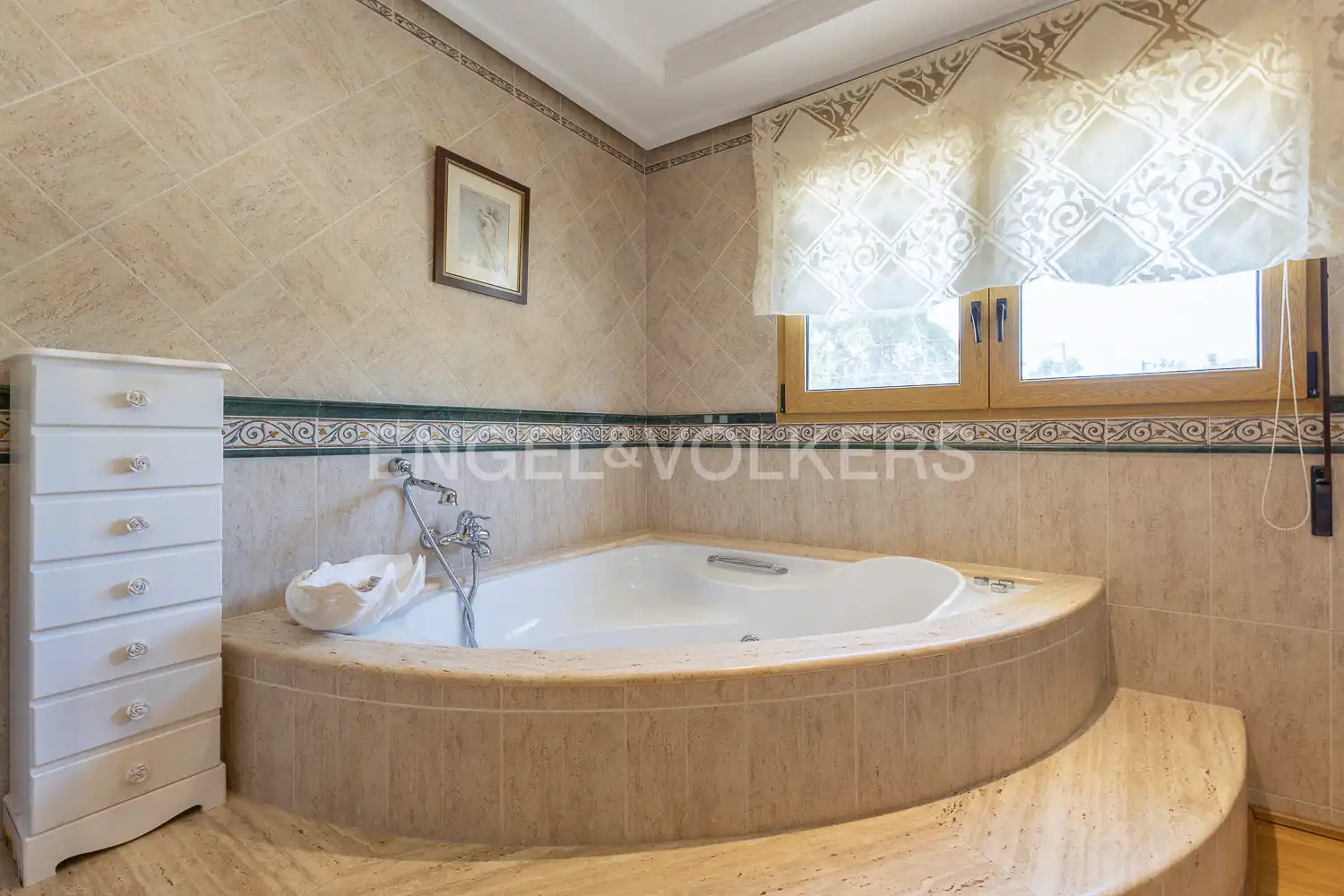 Bathroom of Houses for sale in Ontinyent  with Air Conditioner, Heating and Private garden