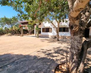 Vista exterior de Casa o xalet en venda en Sant Josep de sa Talaia amb Calefacció, Jardí privat i Terrassa