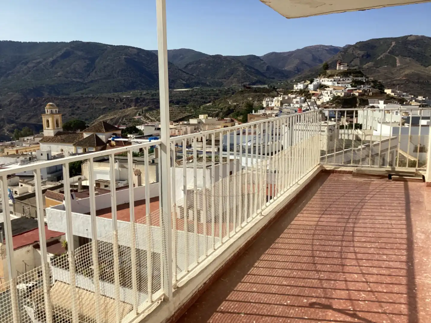 Vista exterior de Piso en venta en Canjáyar con Balcón