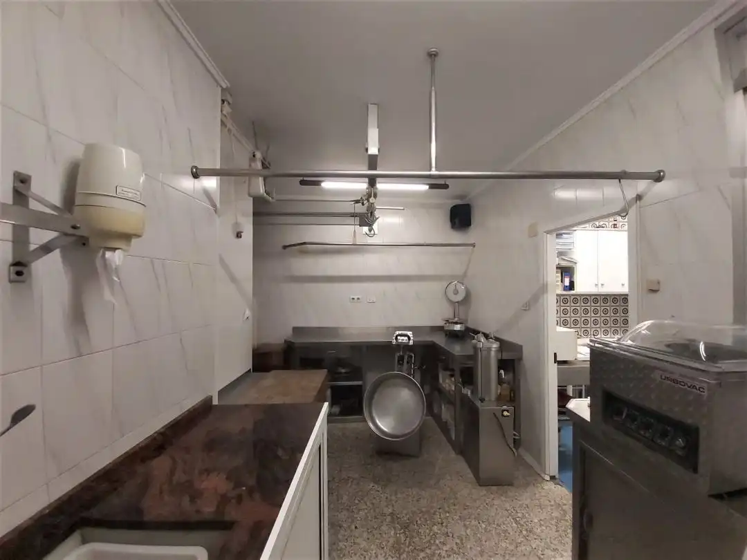 Local en venta en Sagarminaga Kalea, 48, Santutxu - Basarrate