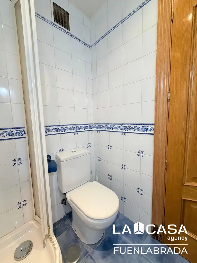 Baño de Piso en venta en Fuenlabrada con Aire acondicionado, Calefacción y Terraza