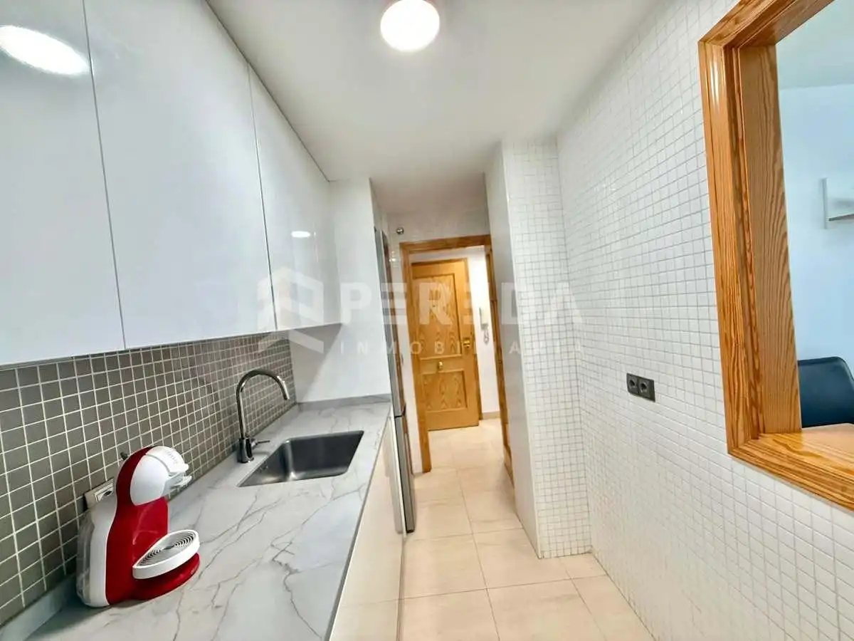 Küche von Wohnungen zum Verkauf in Roquetas de Mar mit Terrasse, Möbliert und Gemeinschaftspool
