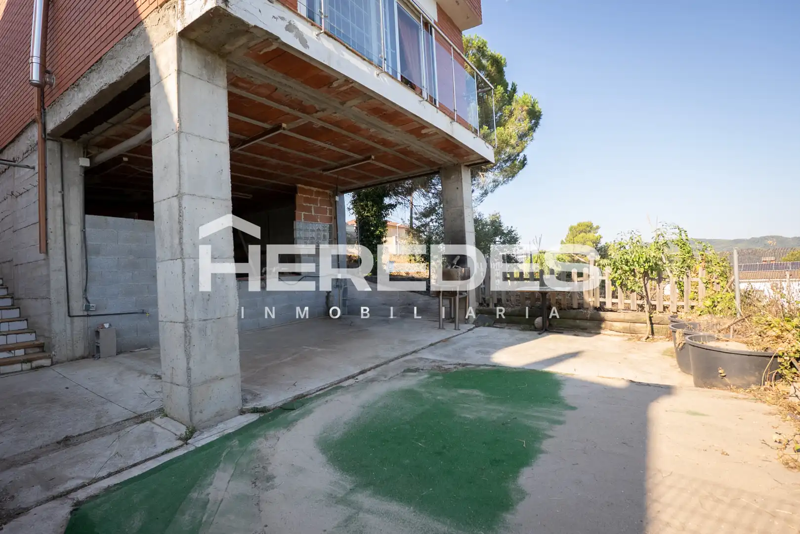 Terraza de Casa o chalet en venta en Torrelles de Llobregat con Calefacción, Jardín privado y Terraza