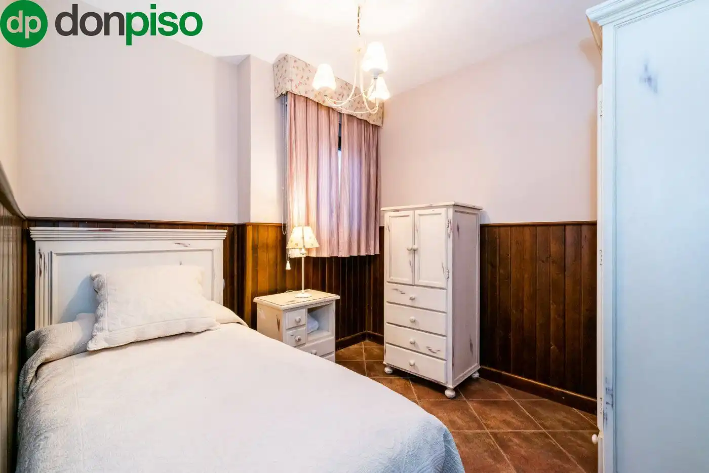 Habitación de Casa o chalet en venta en Albolote con Jardín privado, Terraza y Trastero