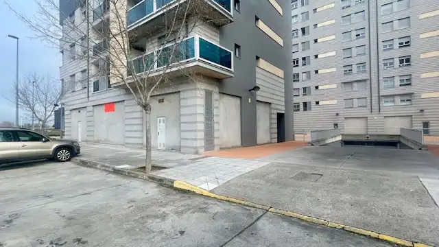 Vista exterior de Local en venta en Ponferrada