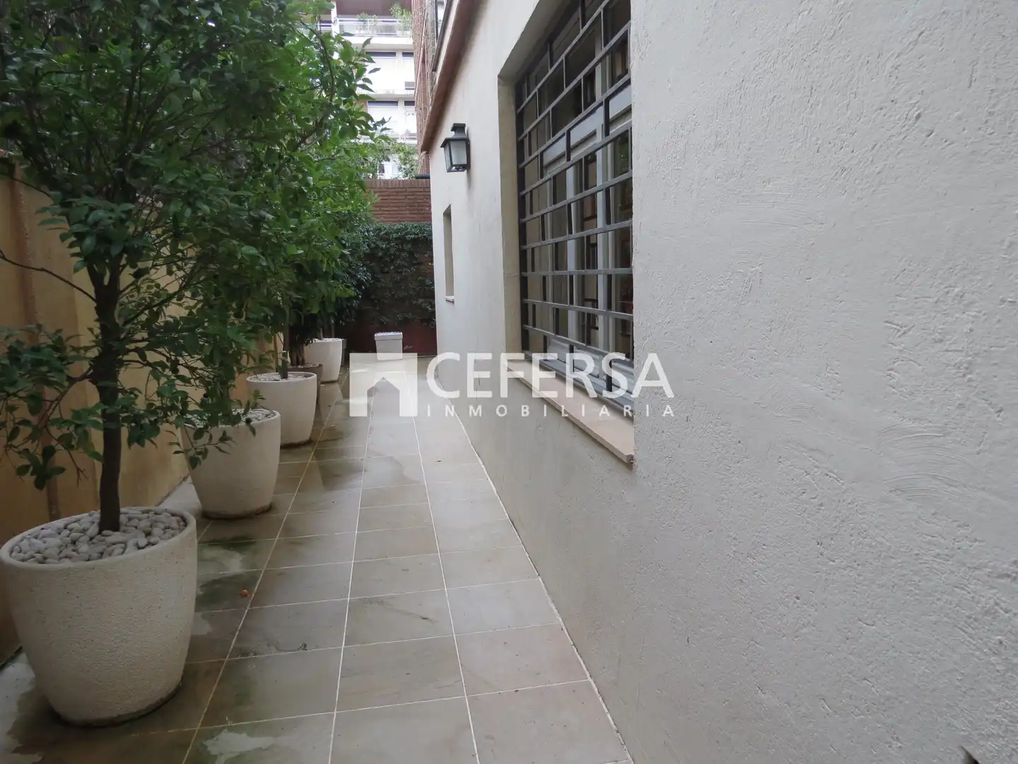 Vista exterior de Casa o xalet en venda en Barcelona amb Aire condicionat, Calefacció i Parquet