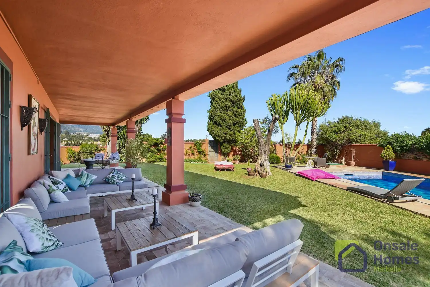 Jardí de Casa o xalet en venda en Marbella amb Aire condicionat, Jardí privat i Terrassa