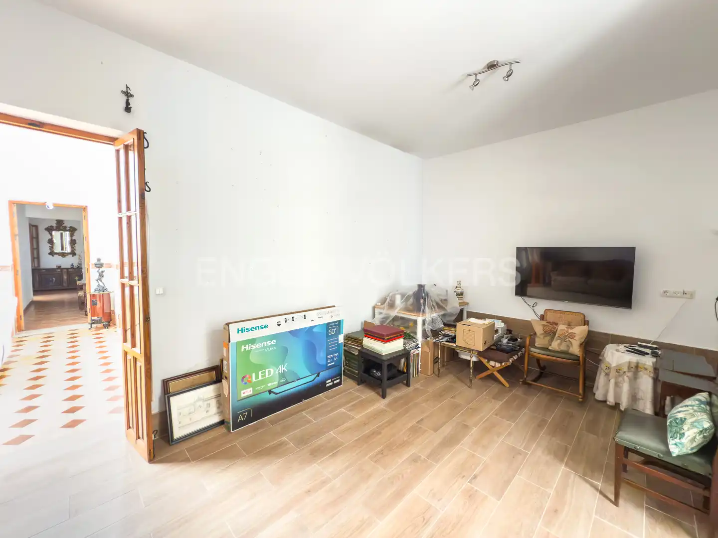 Sala d'estar de Casa adosada en venda en Puerto Real amb Calefacció