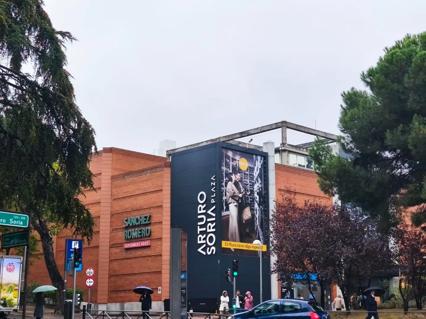 Vista exterior de Planta baja en venta en Madrid con Aire acondicionado y Calefacción