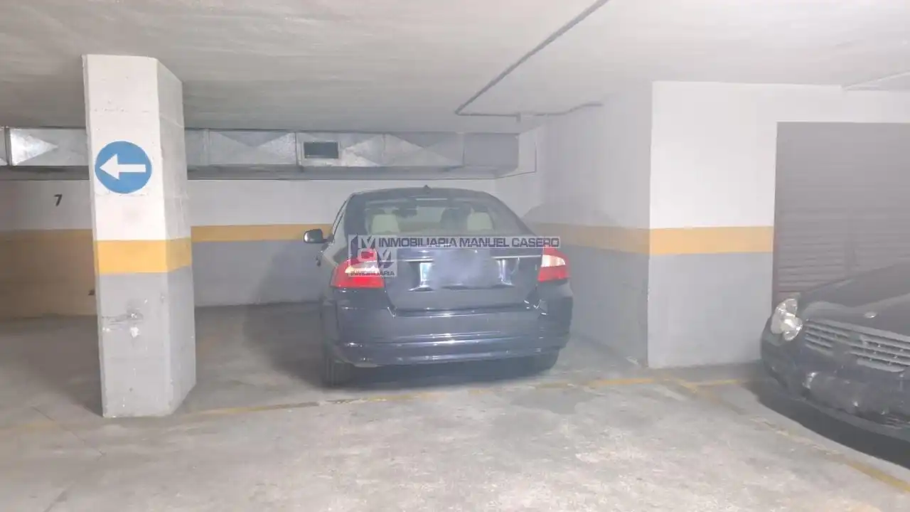 Parking de Piso en venta en Cáceres con Calefacción y Terraza