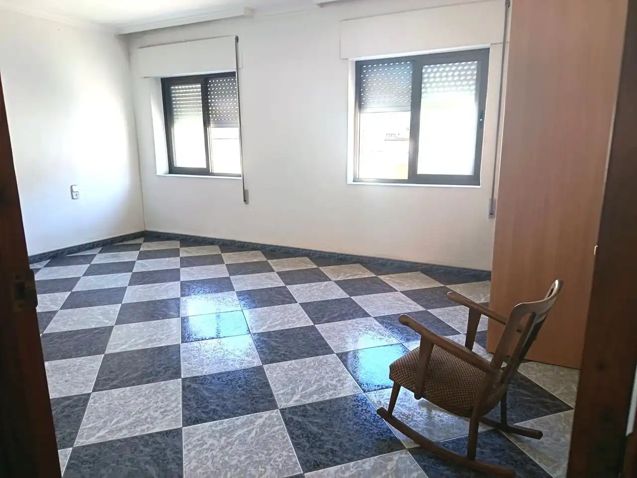 Haus oder Chalet zum Verkauf in Oliva mit Terrasse und Abstellraum