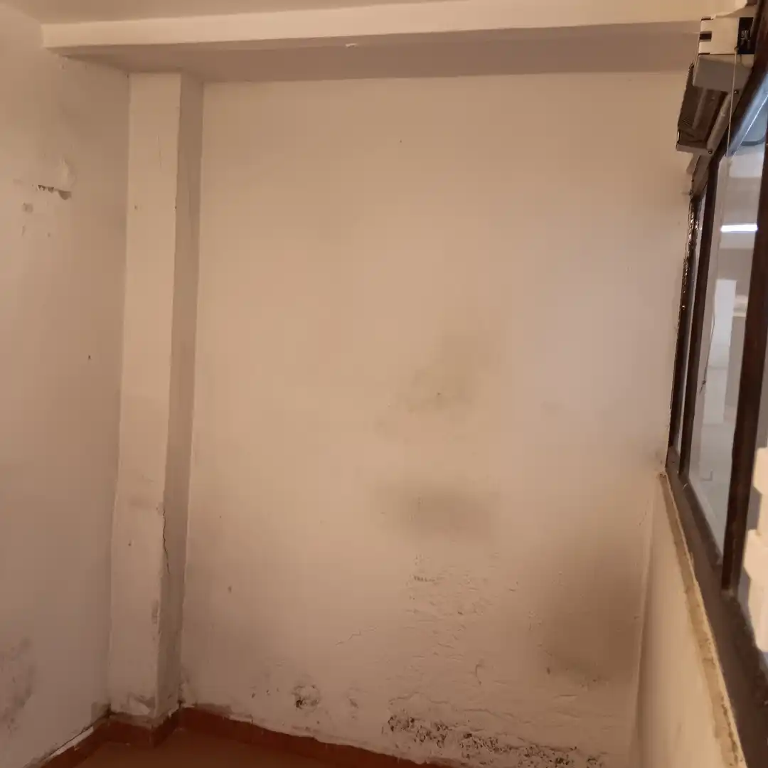 Habitación de Local de alquiler en Zaragoza