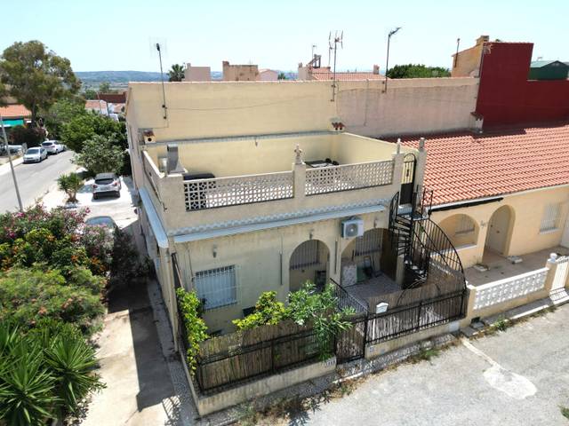 Casa adosada en Venta en San Fulgencio