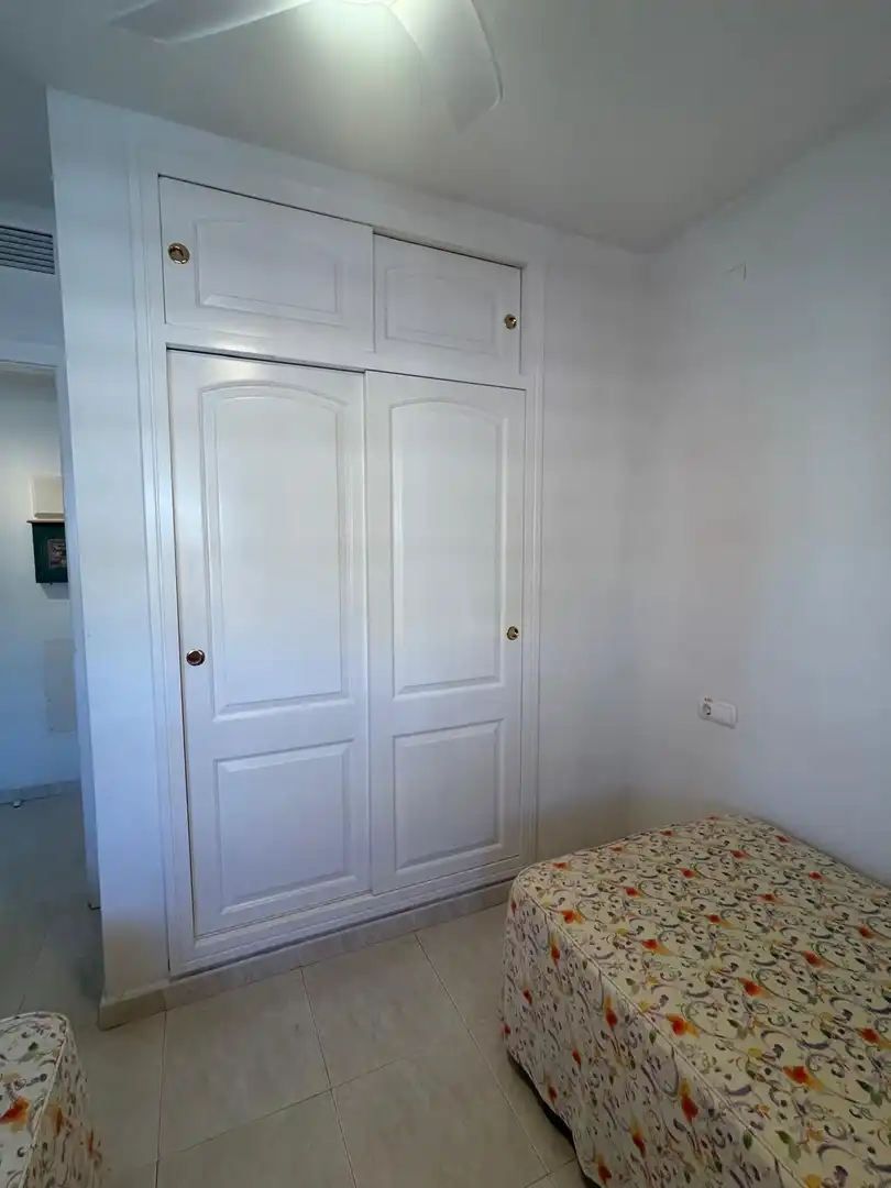 Dormitori de Apartament en venda en Calpe / Calp amb Aire condicionat, Calefacció i Terrassa