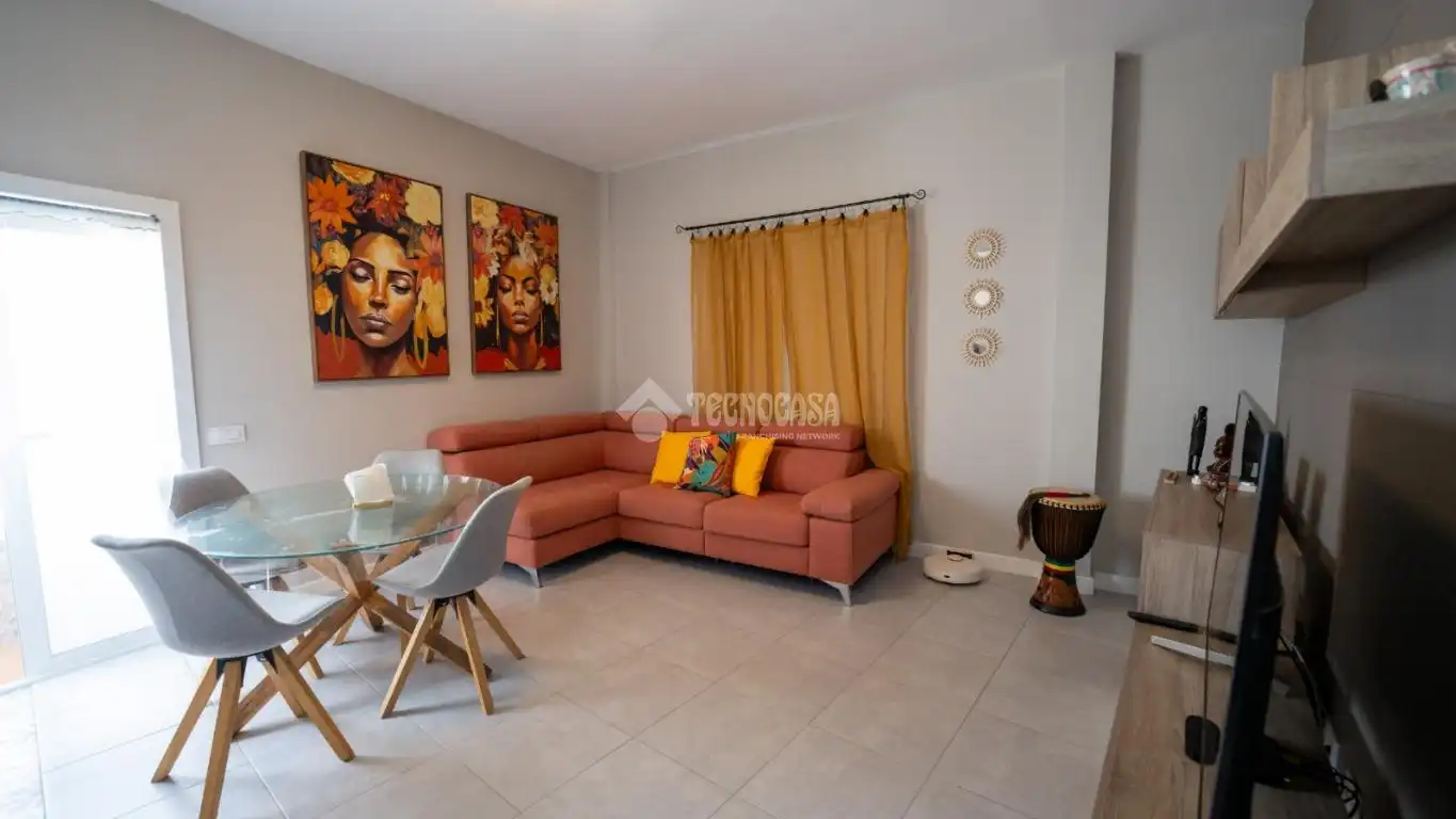 Sala de estar de Piso en venta en Telde con Balcón