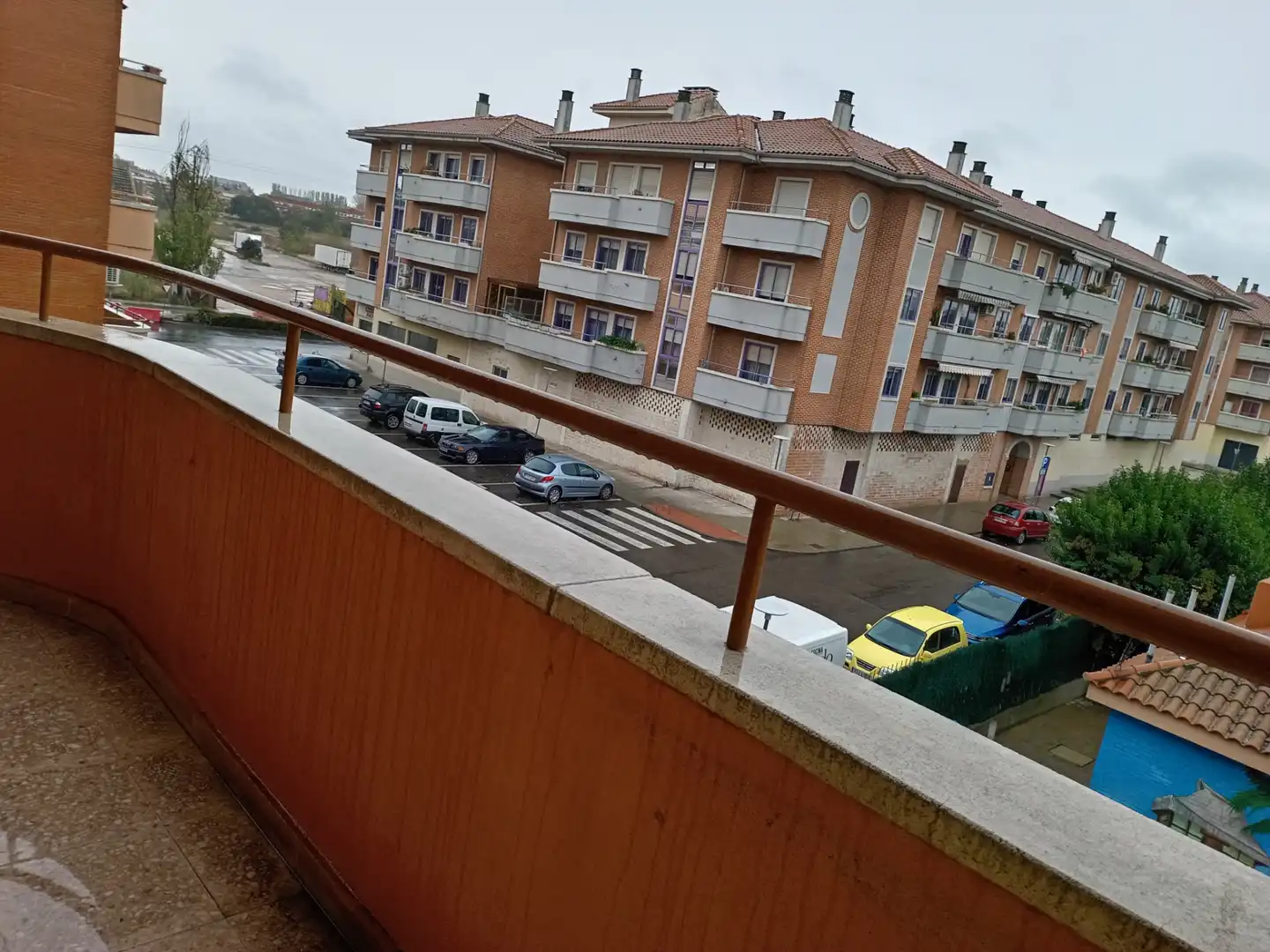 Exterior view of Flat for sale in Santa Marta de Tormes  with Air Conditioner, Heating and Parquet flooring