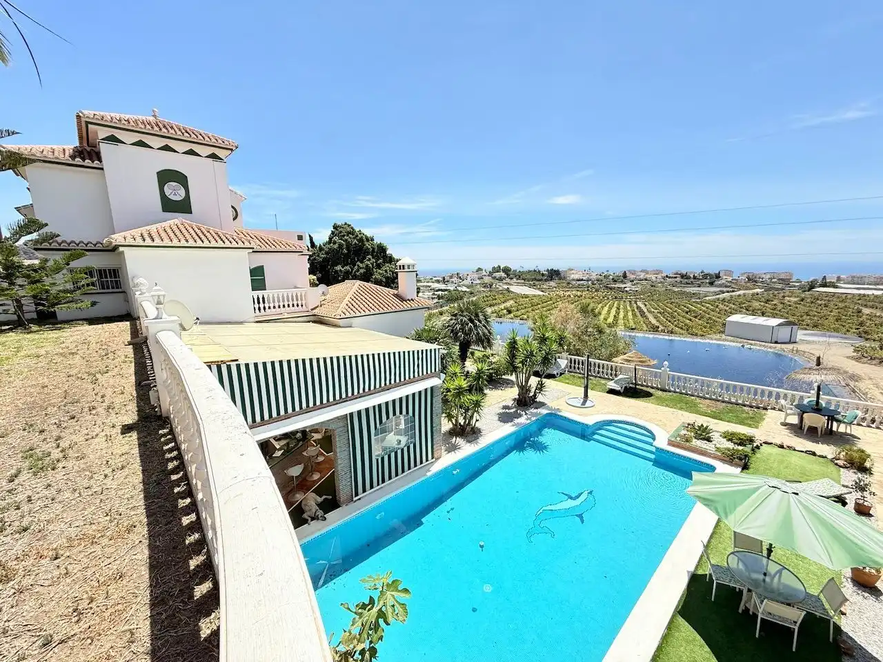 Piscina de Casa o xalet en venda en Torrox amb Aire condicionat, Calefacció i Jardí privat