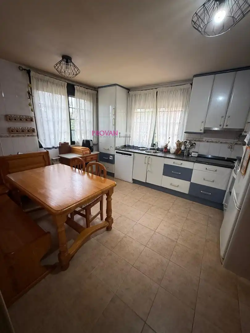 Kitchen of Detached homes for sale in Loeches  with Heating, Private garden and Storage room