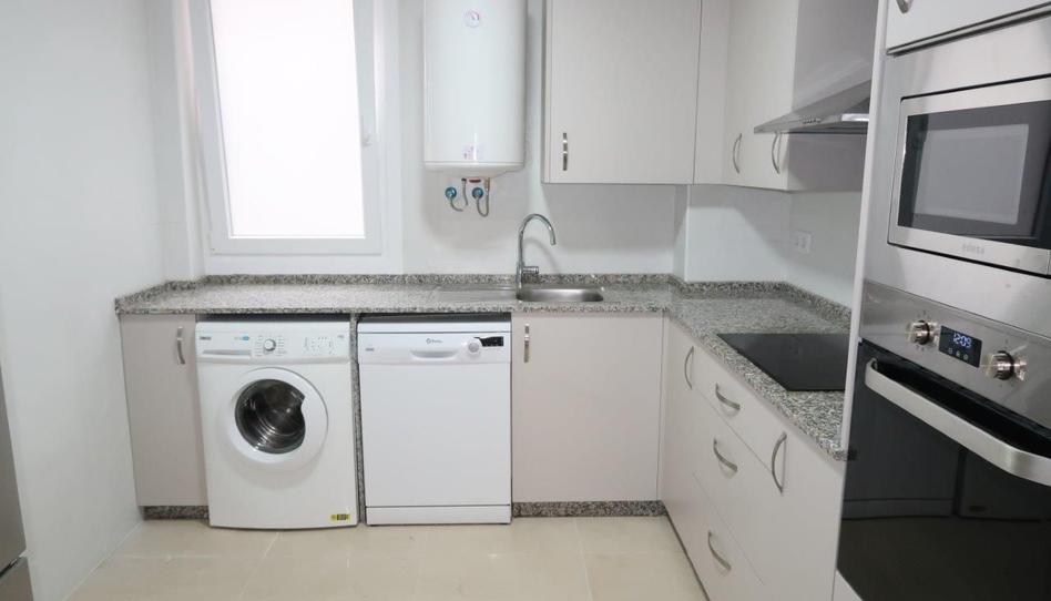 Foto 1 de Piso en venta en Barcelona, Agra del Orzán - Ventorrillo, A Coruña