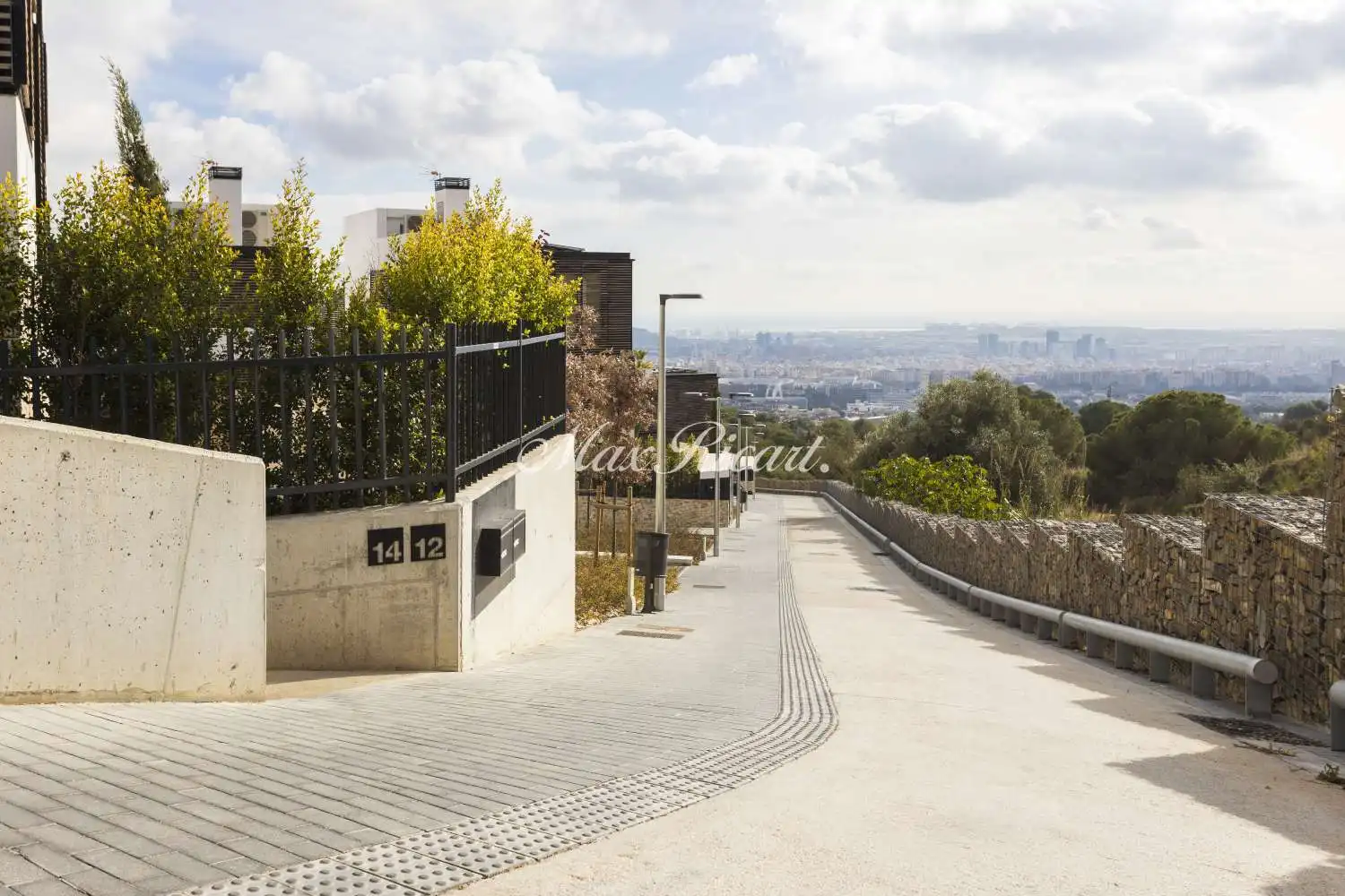 Vista exterior de Casa o chalet de alquiler en Barcelona con Aire acondicionado, Calefacción y Terraza