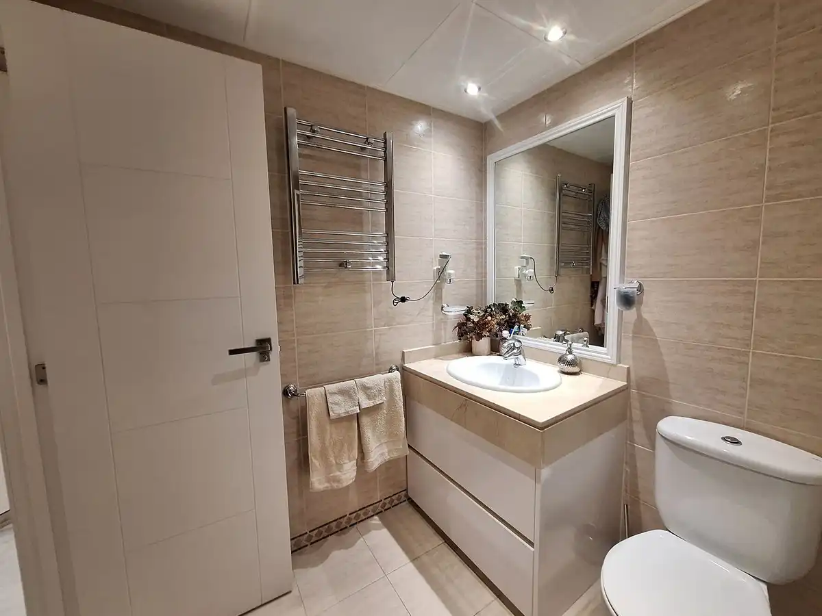 Apartament amb piscina en venda a Avenida Conde Rudi, imagen 15