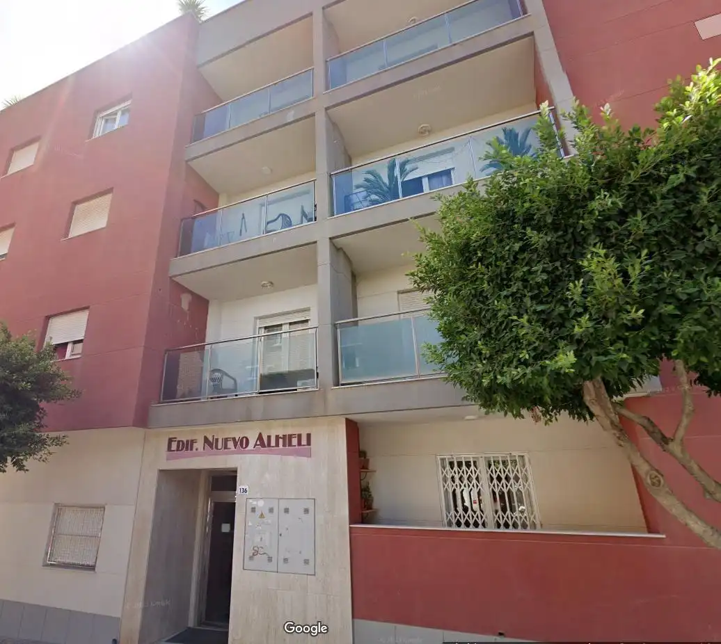 Flat with terrace for sale in TOLEDO (E)