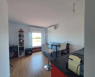 Sala d'estar de Apartament en venda en Vilanova i la Geltrú amb Aire condicionat i Parquet