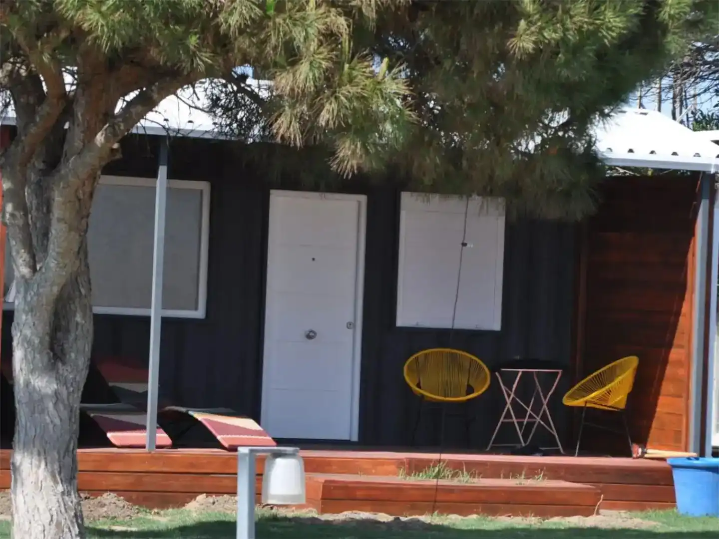Vista exterior de Apartamento de alquiler en Barbate con Aire acondicionado, Jardín privado y Piscina