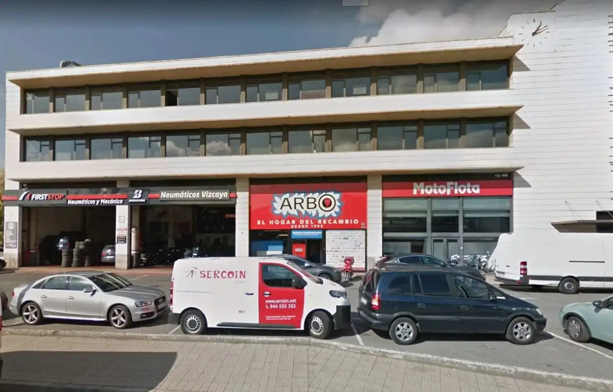 Oficina amb ascensor en venda a Erandio