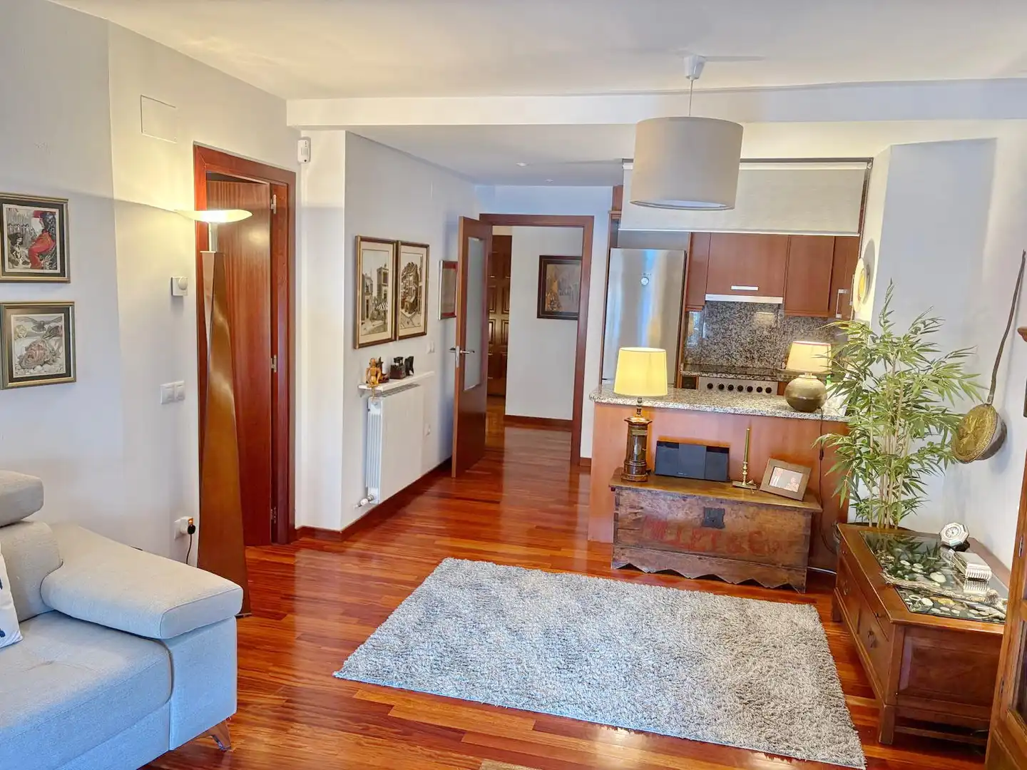Sala d'estar de Pis en venda en Camprodon amb Calefacció, Parquet i Moblat