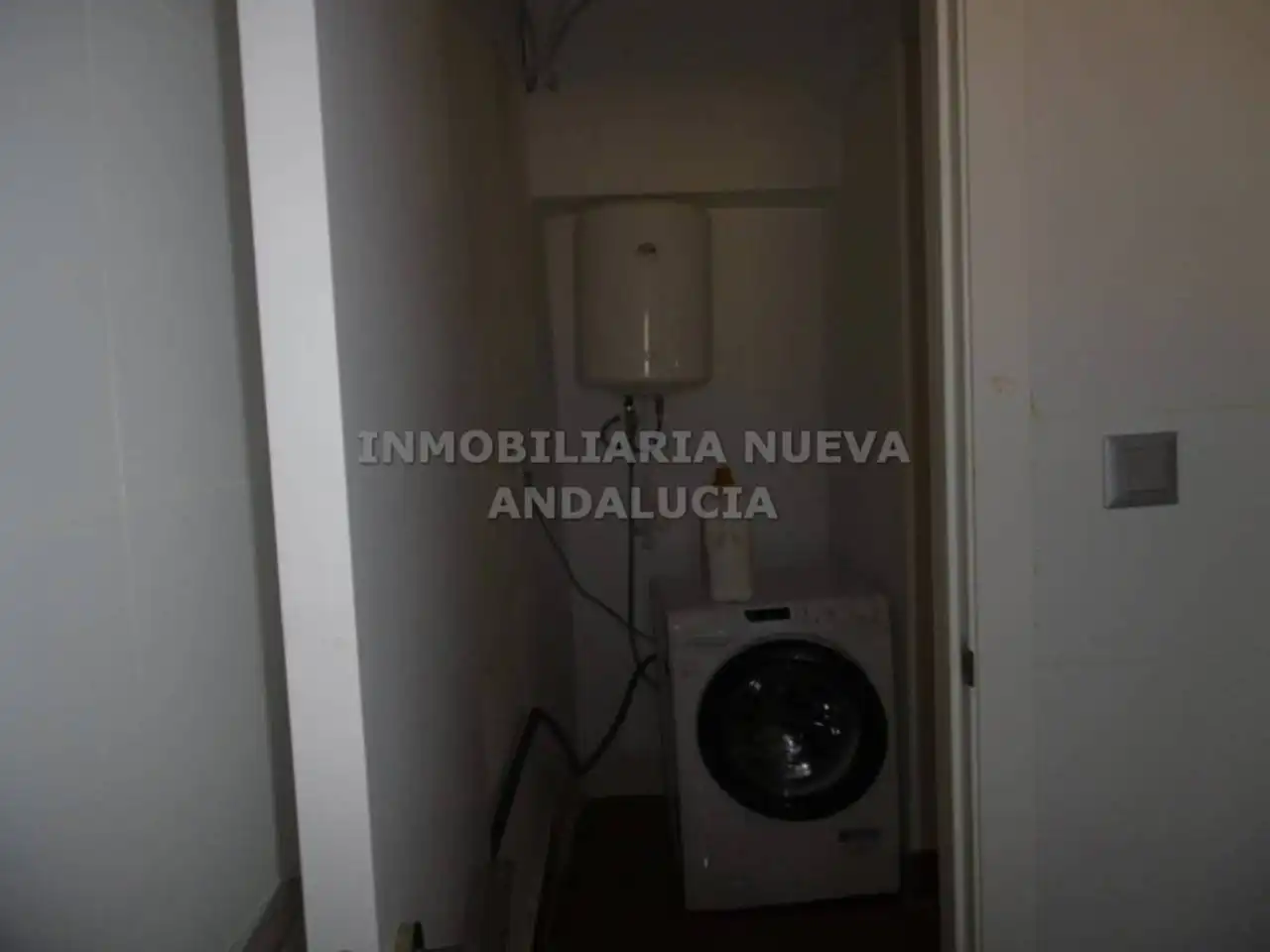 Dormitori de Pis de lloguer en Almería amb Terrassa i Moblat