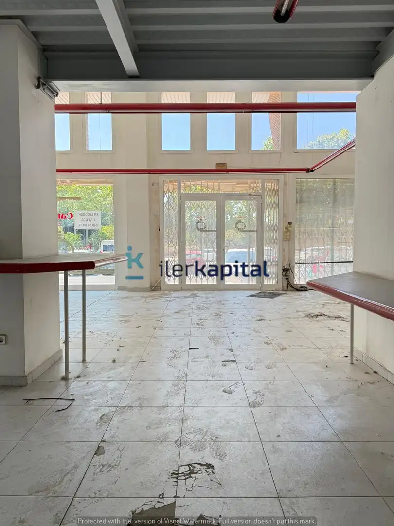 Local comercial de lloguer a Joc de la Bola - Camps d'Esports, imagen 5