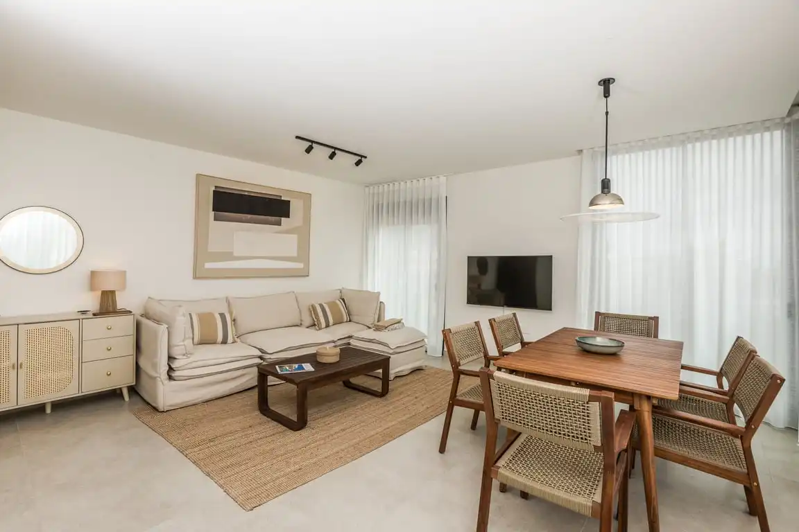 Wohnzimmer von Wohnungen zur Miete in Jávea / Xàbia mit Klimaanlage, Privatgarten und Schwimmbad