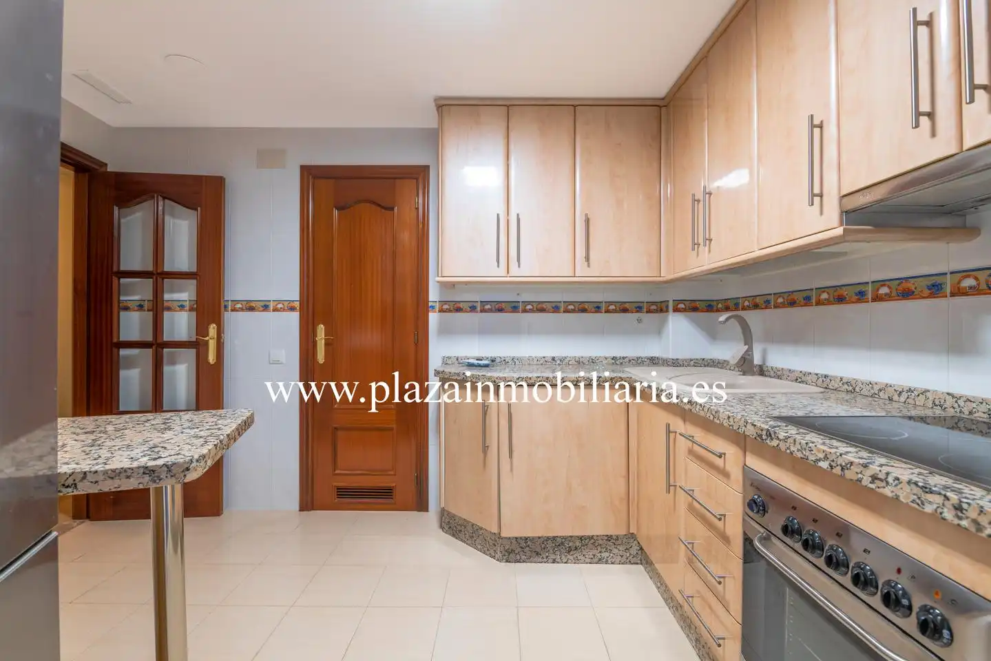 Kitchen of Ground floor for sale in Lucena  with Storage room and Furnished