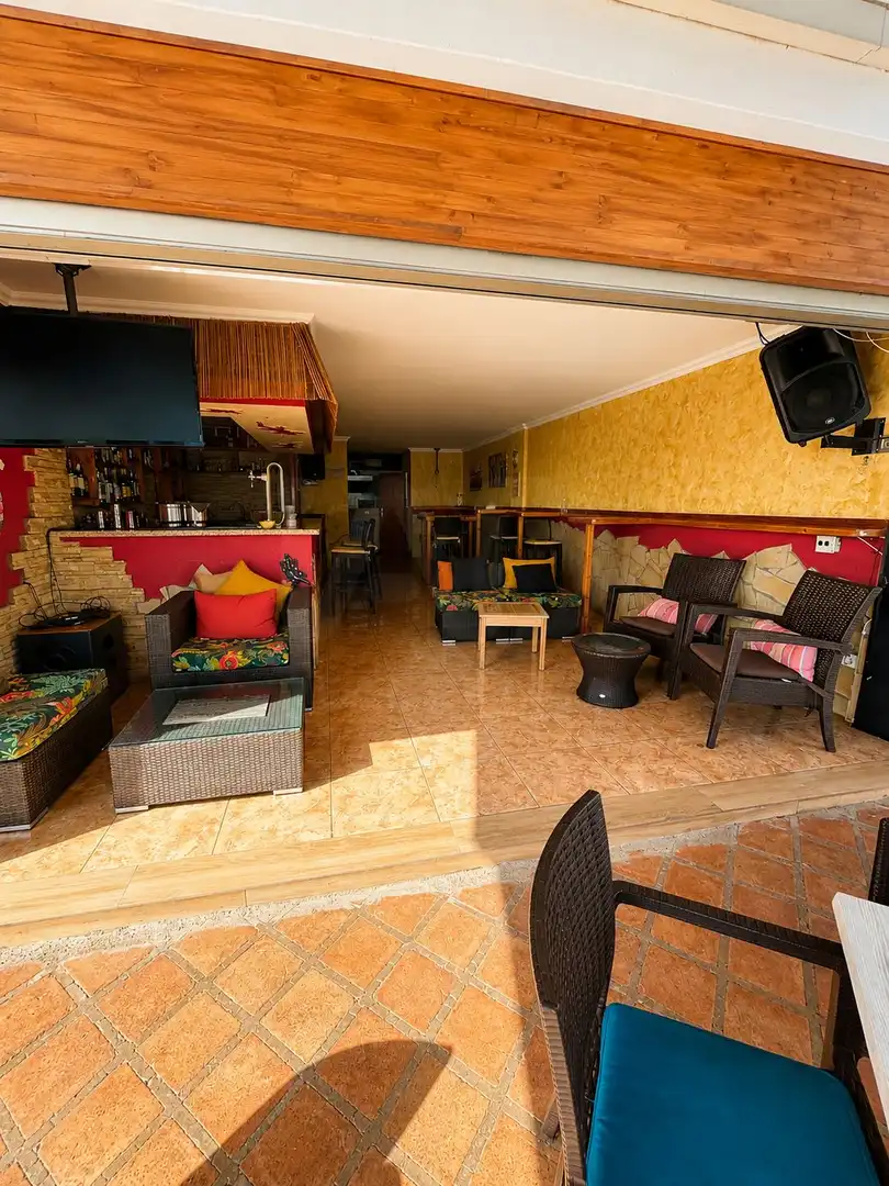 Local de alquiler en Arona