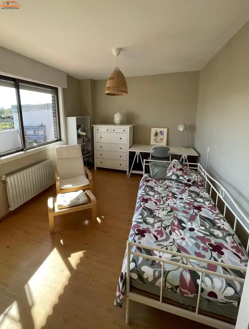 Habitación de Piso en venta en Tomiño con Calefacción, Terraza y Balcón