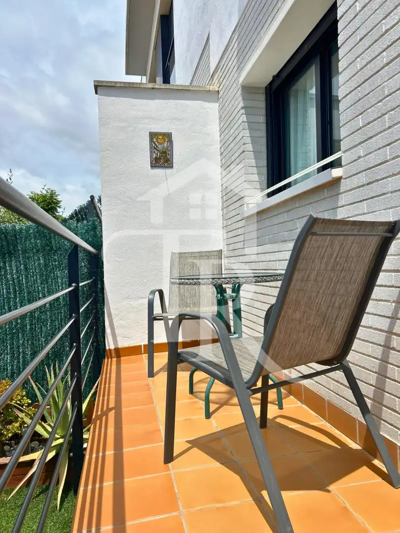 Terrassa de Casa adosada en venda en Roda de Berà amb Aire condicionat, Calefacció i Jardí privat