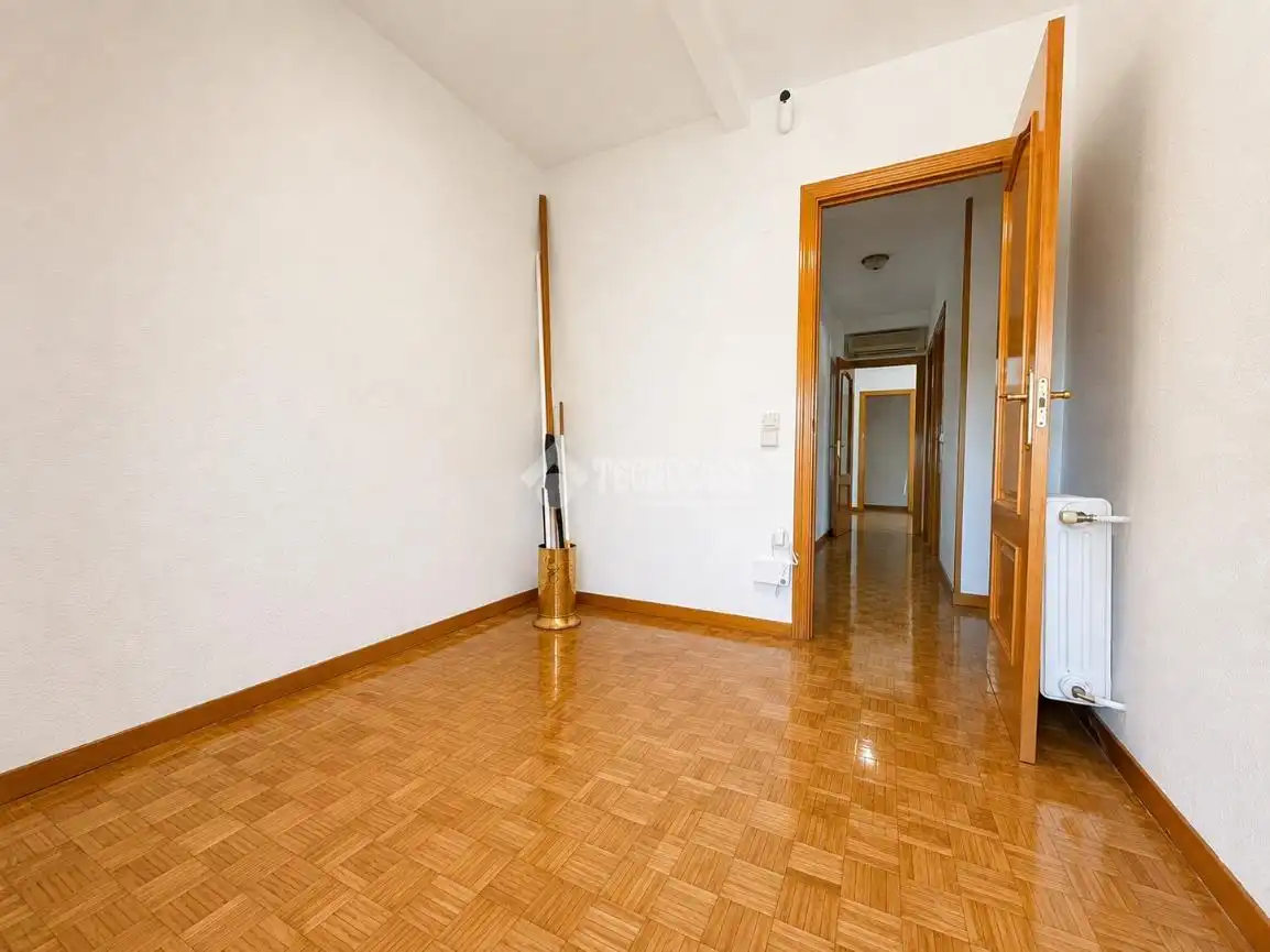 Wohnung zur Miete in Madrid mit Klimaanlage, Heizung und Parkett