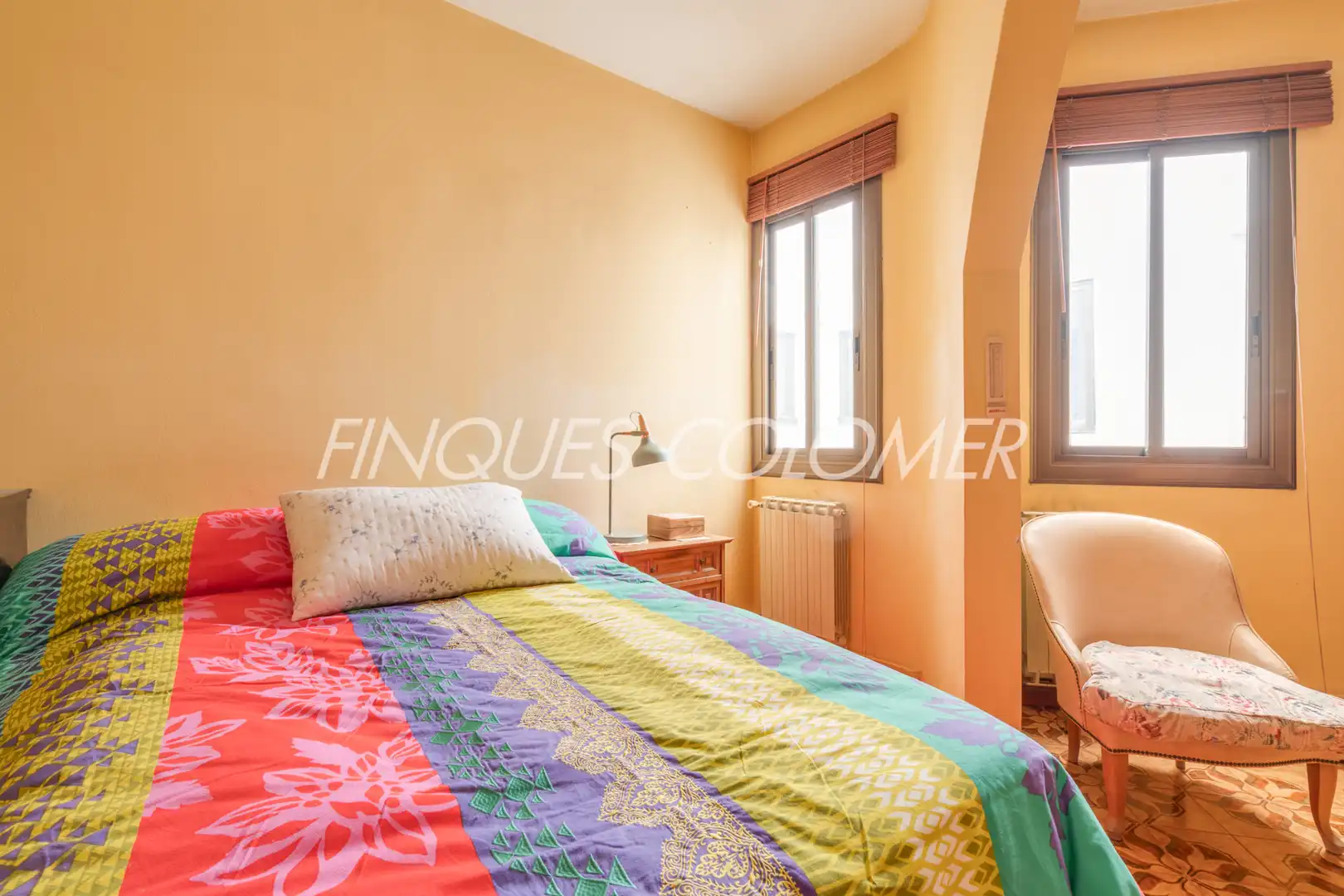 Habitación de Ático en venta en Rubí con Calefacción, Terraza y Horno