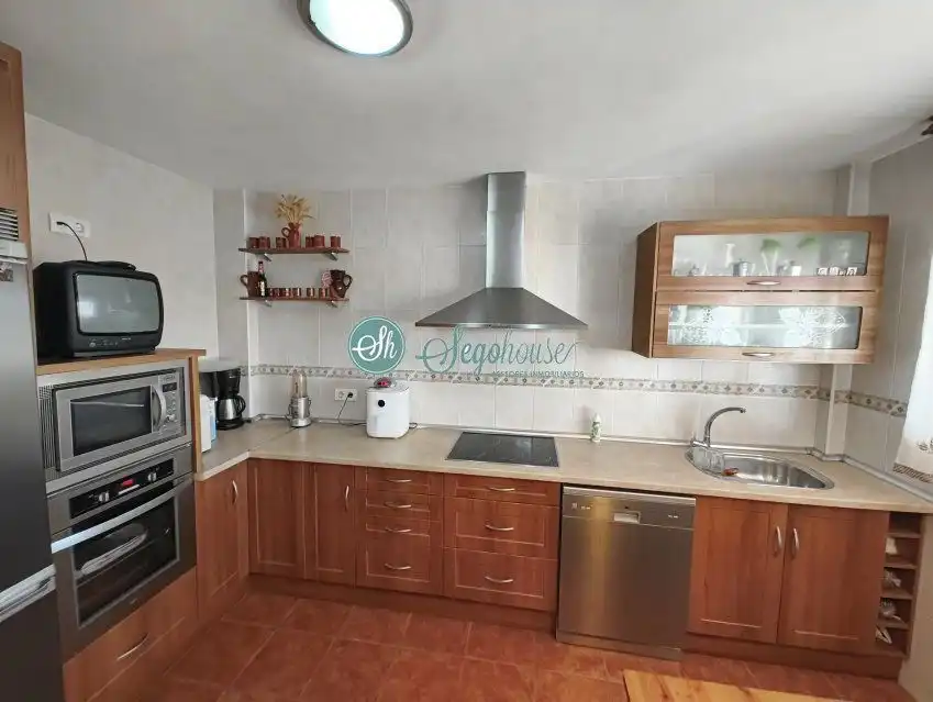 Cocina de Casa o chalet en venta en San Cristóbal de Segovia con Calefacción, Jardín privado y Terraza