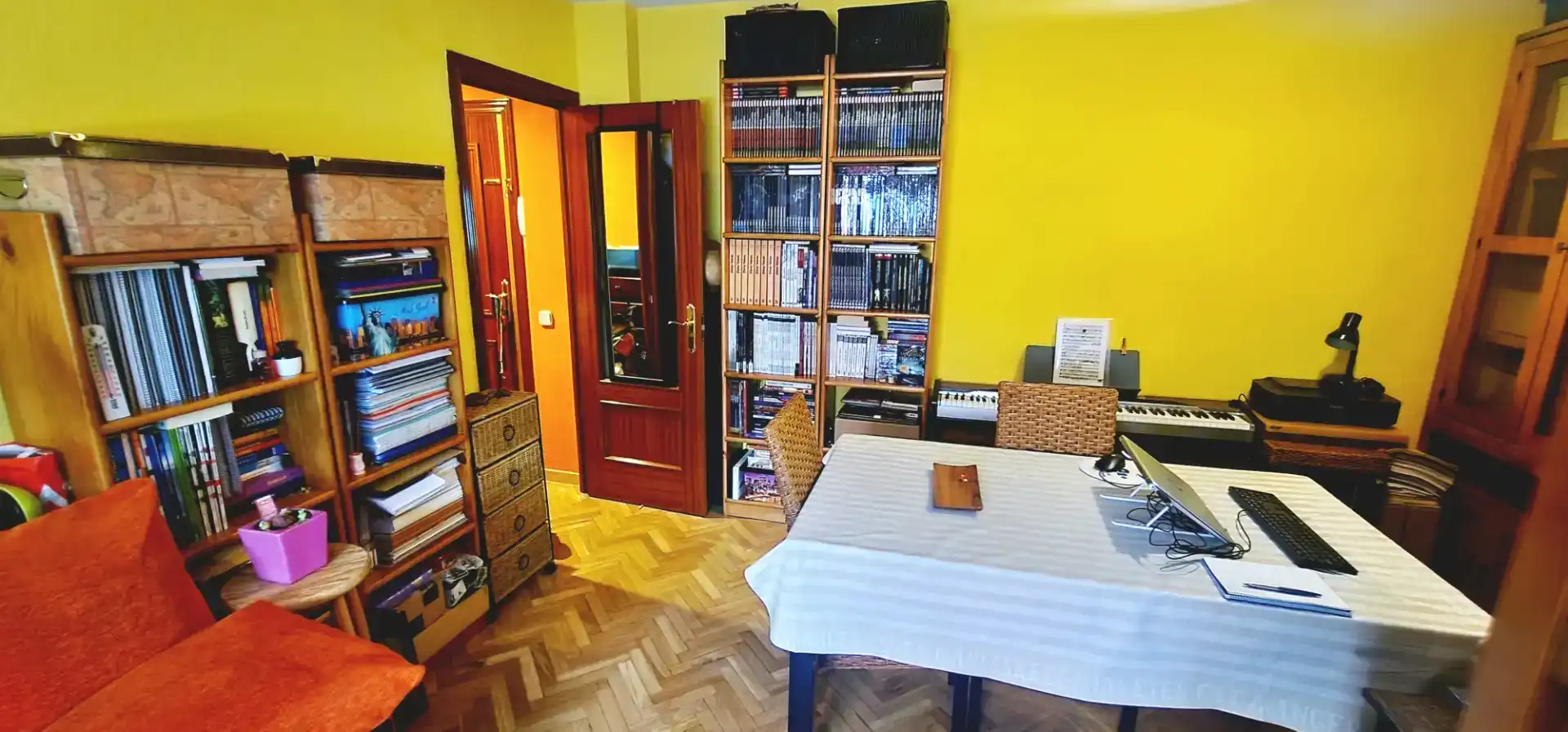 Living room of Flat for sale in  Madrid Capital  with Air Conditioner