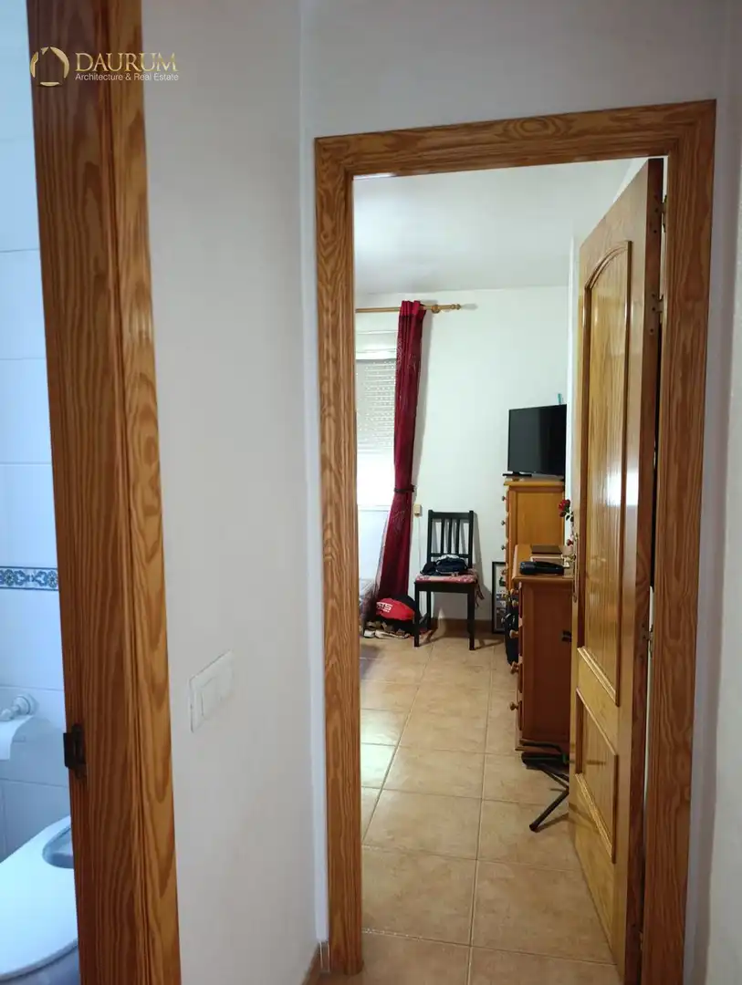Piso en venta en Málaga con Calefacción, Terraza y Amueblado