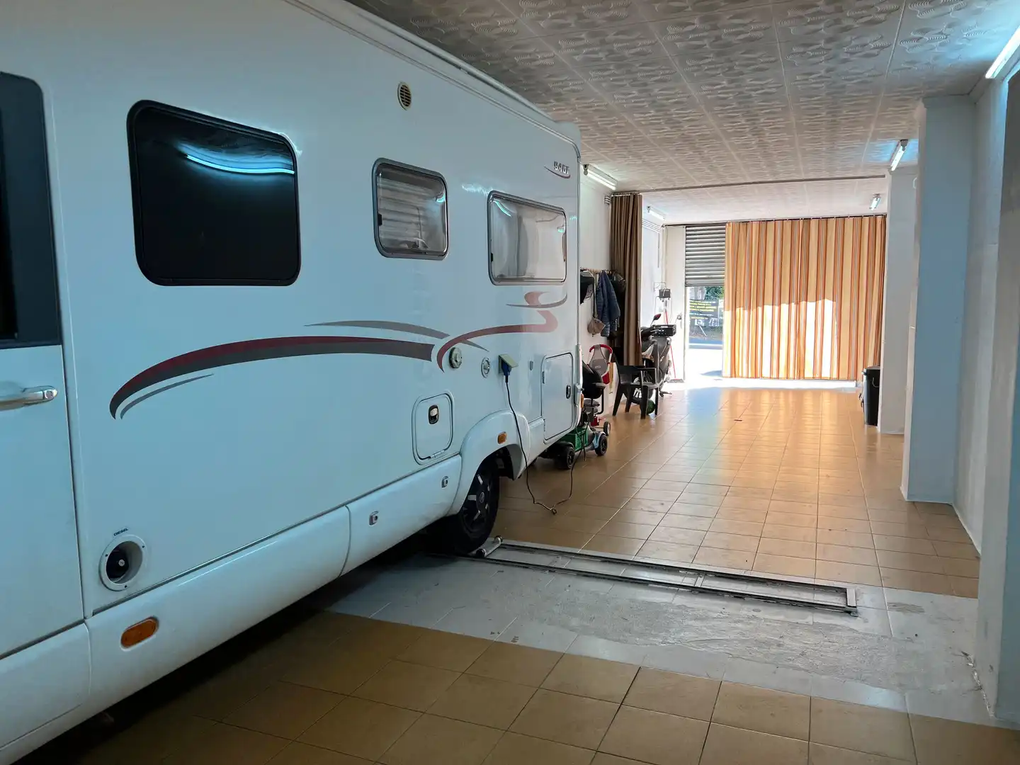 Aparcament de Local de lloguer en Sabadell